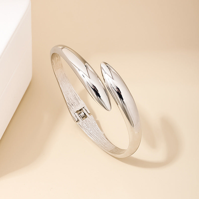 cold style fashionable simple bracelet