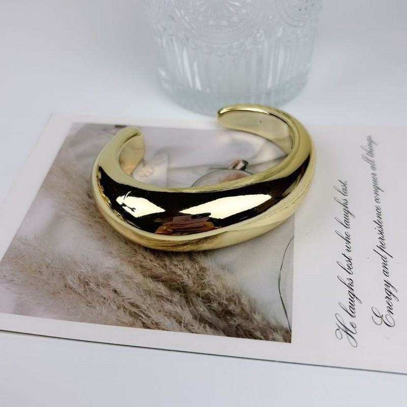 Wave Shape Acrylic Open Bracelet