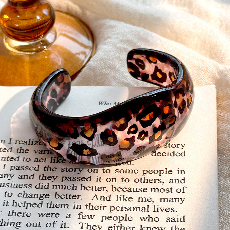 10pcs Bracelet C- shaped Simple Resin Bracelet Fashion Leopa