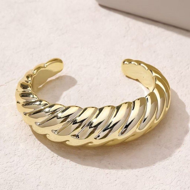 Wave Shape Acrylic Open Bracelet