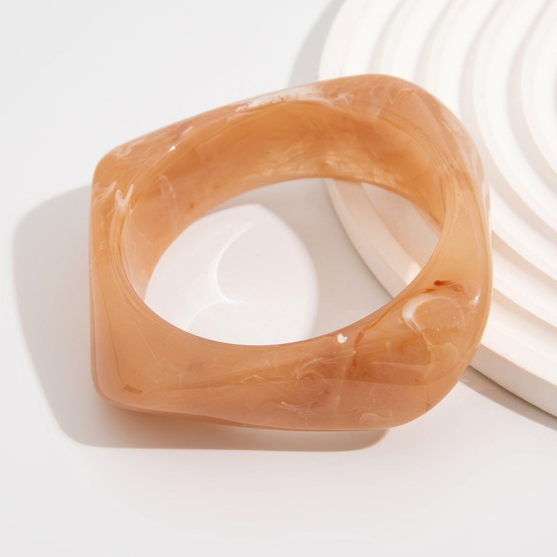 Retro Asymmetrical Smudged Bracelet Round Wide Acrylic Brace