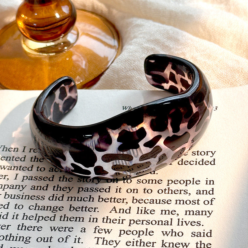 10pcs Bracelet C- shaped Simple Resin Bracelet Fashion Leopa