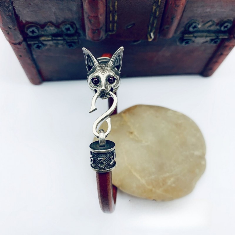 Egyptian Cat Genuine Leather Bracelets Made of Brass Old Bracelets Egyptian Cat Genuine Leather Bracelets Made of Brass Old Bracelets